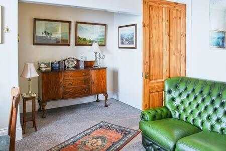 Host & Stay - Freshwater River View Данун Екстериор снимка